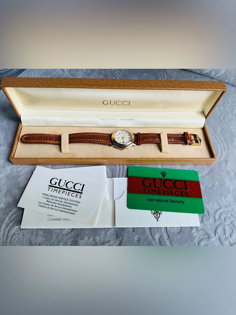 Ladies GUCCI  DRESS watch🔥🔥